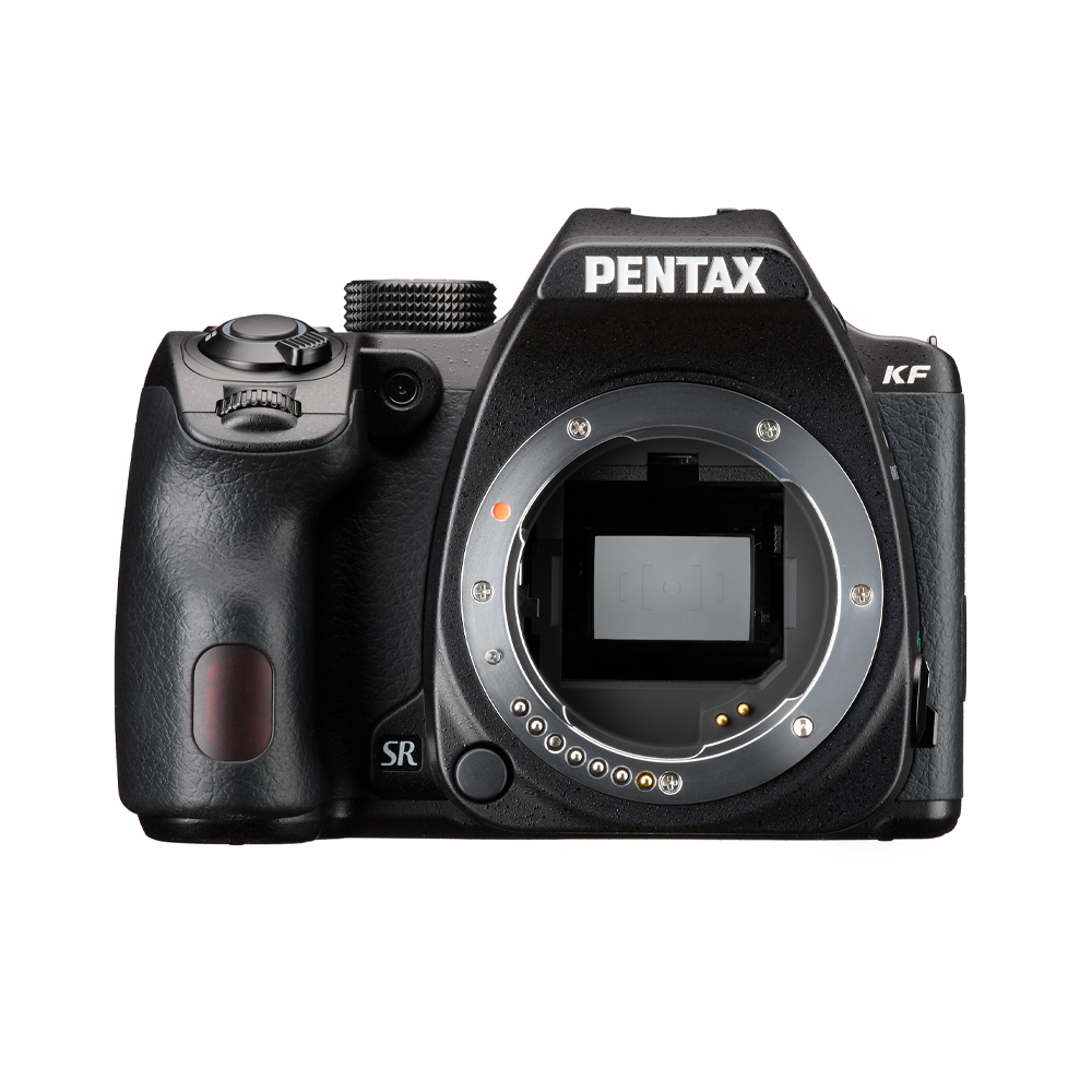 Зеркальный фотоаппарат PENTAX KF + объектив DA 18-55WR черный