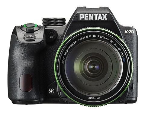 Зеркальный фотоаппарат PENTAX K-70 + объектив DA 18-135WR черный