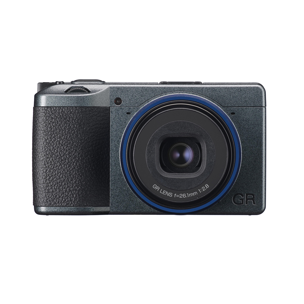 Компактный фотоаппарат RICOH GR IIIx Urban Edition в комплекте с чехлом GC11