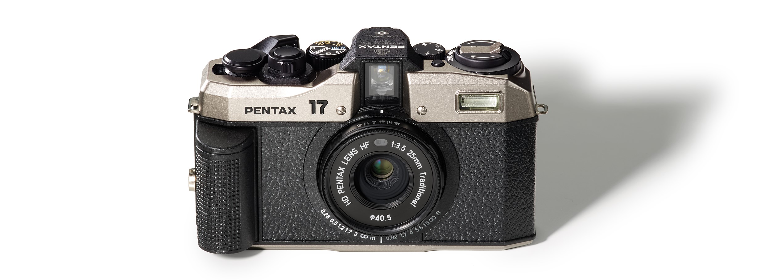 PENTAX 17: Современная пленочная полукадровая фотокамера 