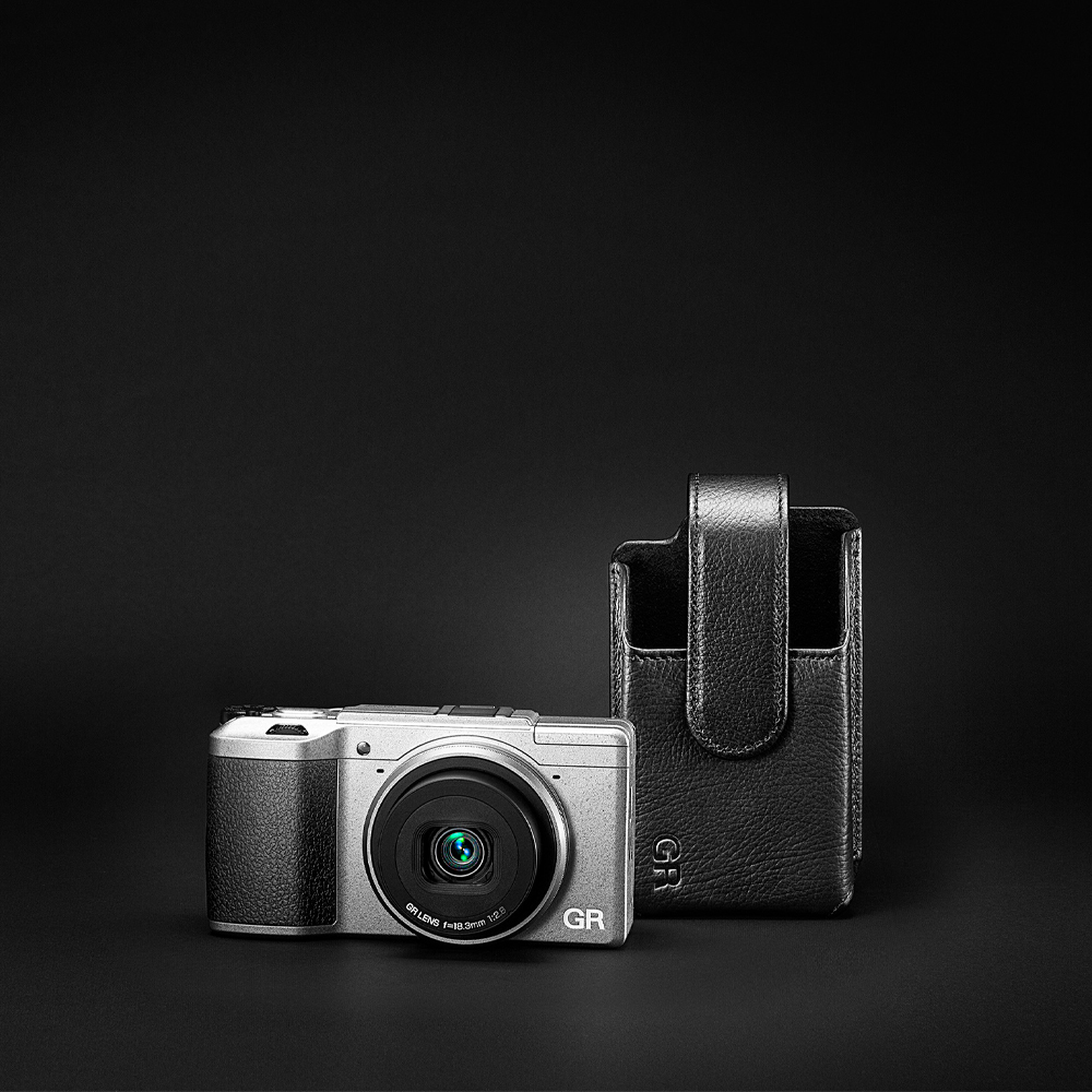 Новинка! RICOH GR II Silver Edition